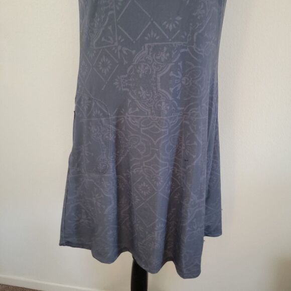 Prana Gray Dress Sz Medium Athletic Gorp Granola Shelf‎ Bra Racerback Round Neck - Picture 7 of 12
